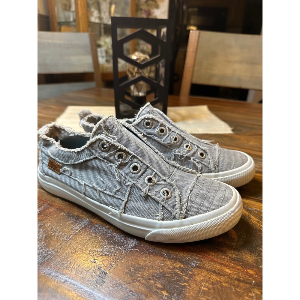 Blowfish Malibu Marley Gray Canvas Frayed Slip On Sneakers Womens Low Top Shoe
9